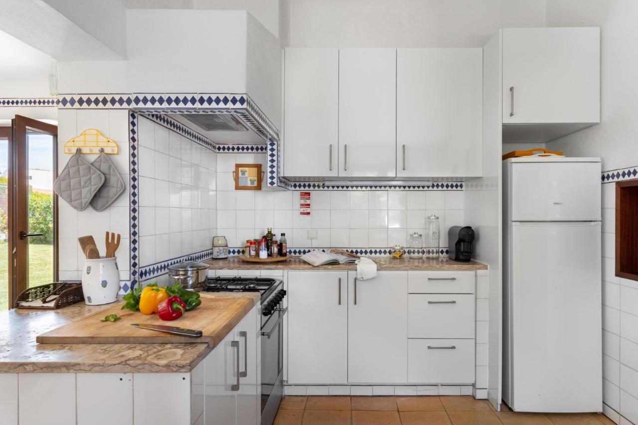 Joivy 3-Br Cottage With Terrace And Garden In Colares Sintra Esterno foto
