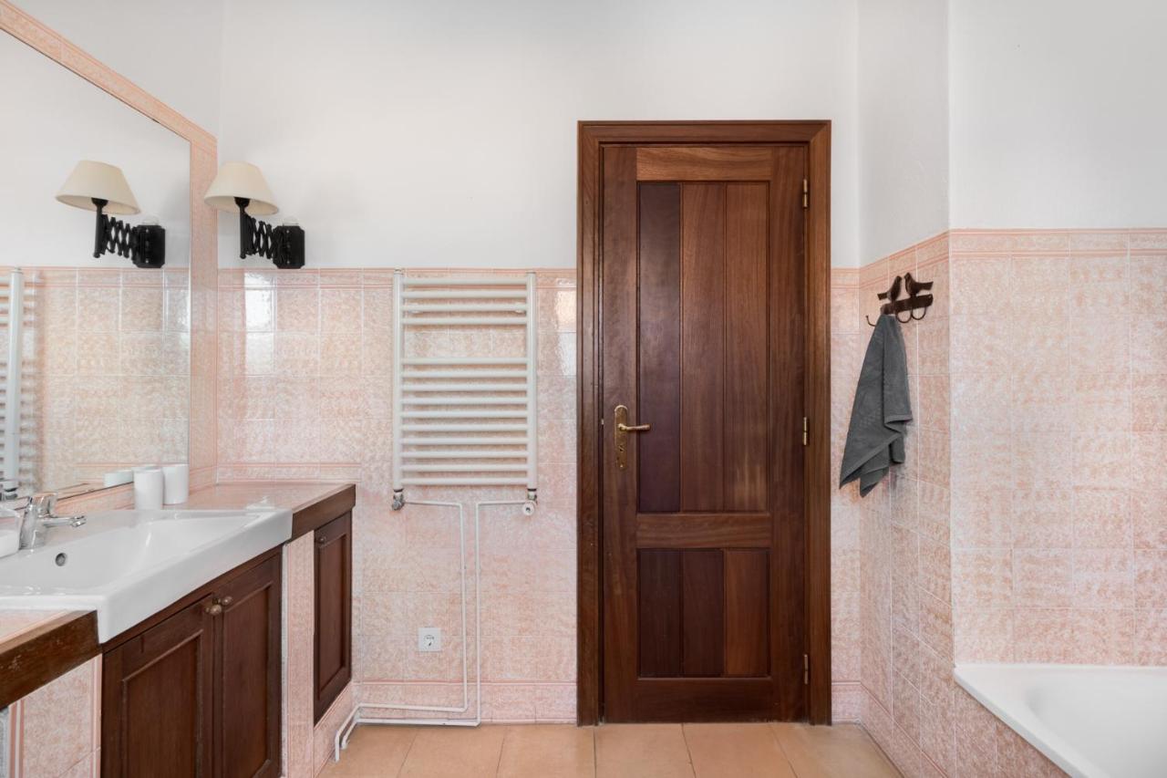 Joivy 3-Br Cottage With Terrace And Garden In Colares Sintra Esterno foto